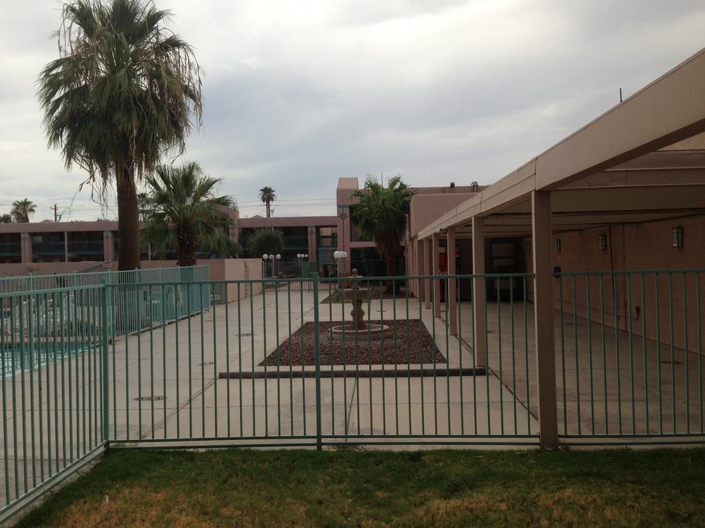 America'S Best Value Inn - Yuma Extérieur photo